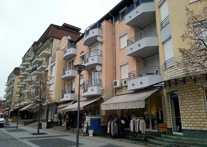 Pedestrian Street Lägenhet